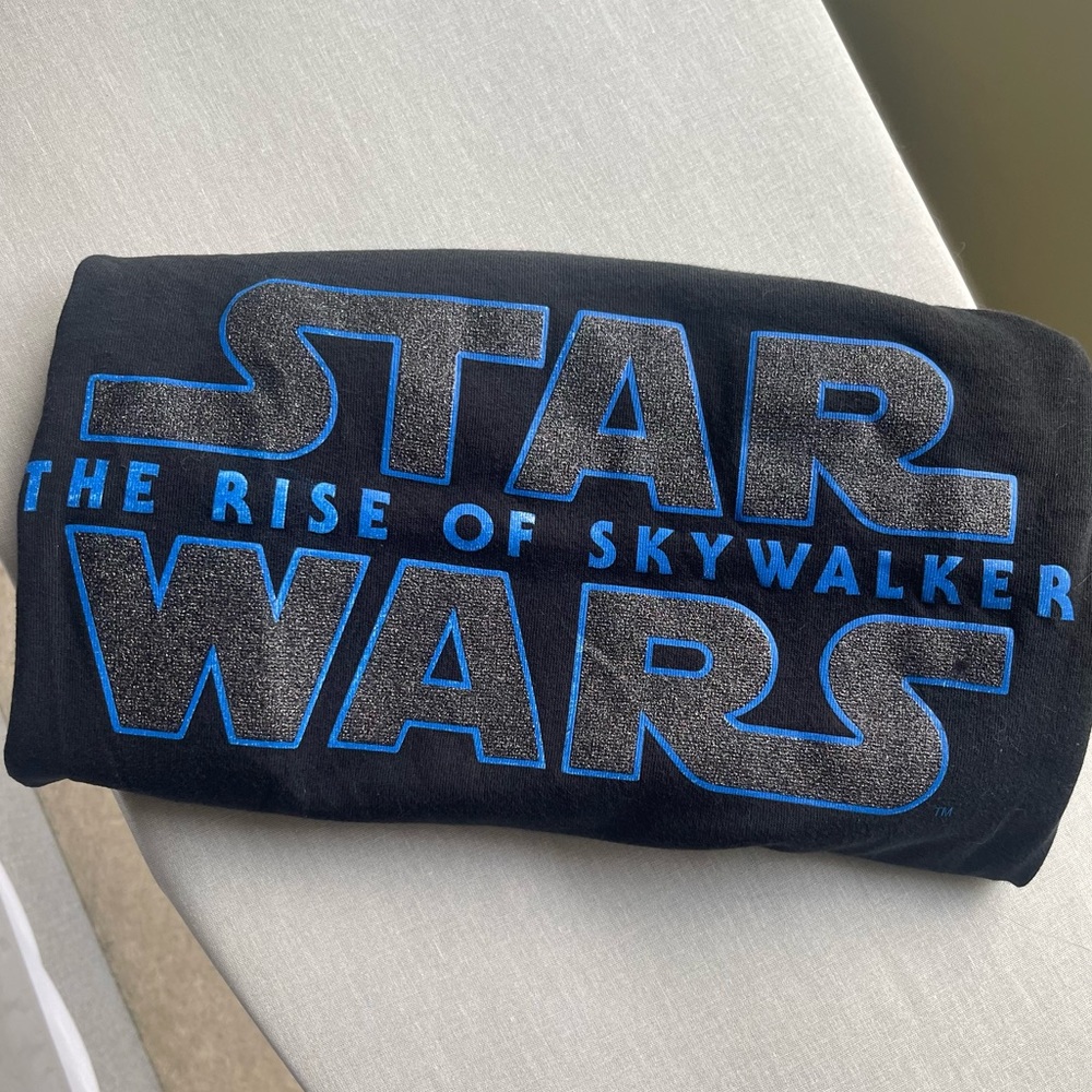 Sparkly Black Star Wars The Rise of Skywalker Shirt for Women (Small)